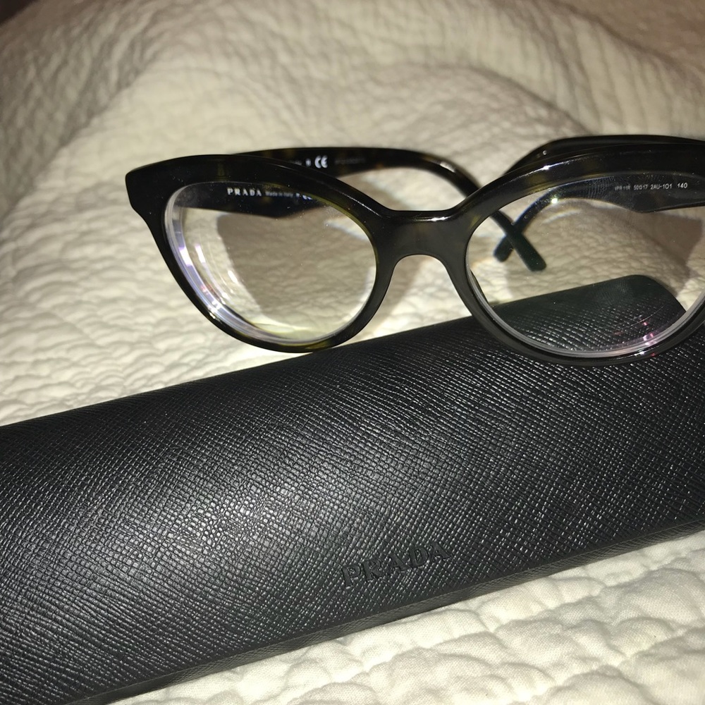 Prada® Cat Eye Eyeglasses👓